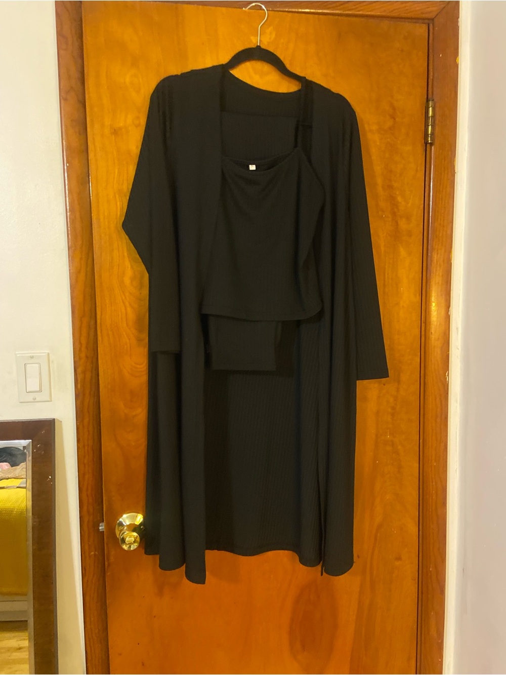 Ribbed Black Women's 3PC Lounge Set - Elegant Layered Design